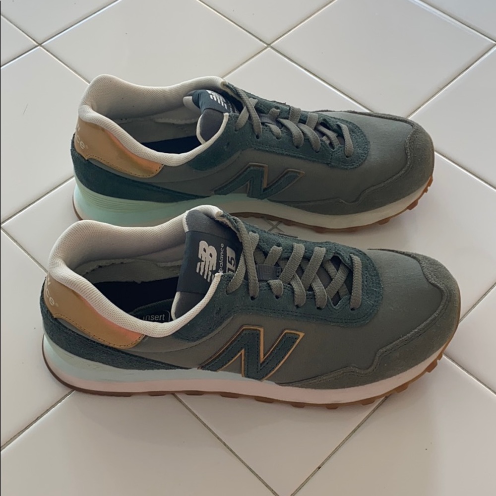 New Balance 515- Green and Gold size 9.5